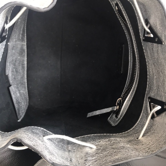 Leather bag - Picture 7 of 8